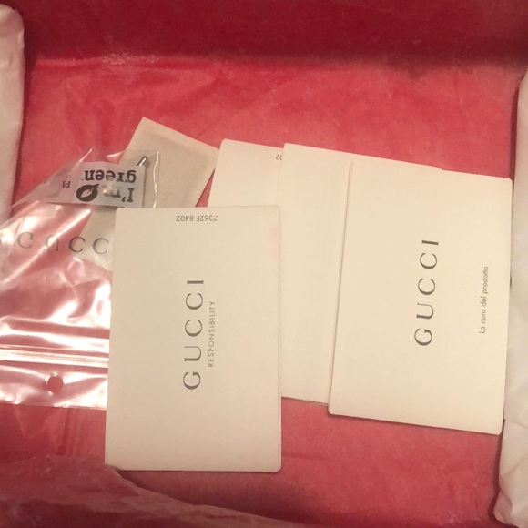 Brand new Gucci Vernice crystal shoes - Picture 6 of 11